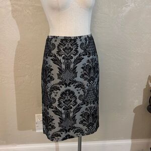 Elegant Ann Taylor Loft Black and Gray Patterned Skirt Sz 4